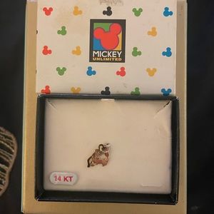 14 k gold Goofy Charm never worn or out of box.